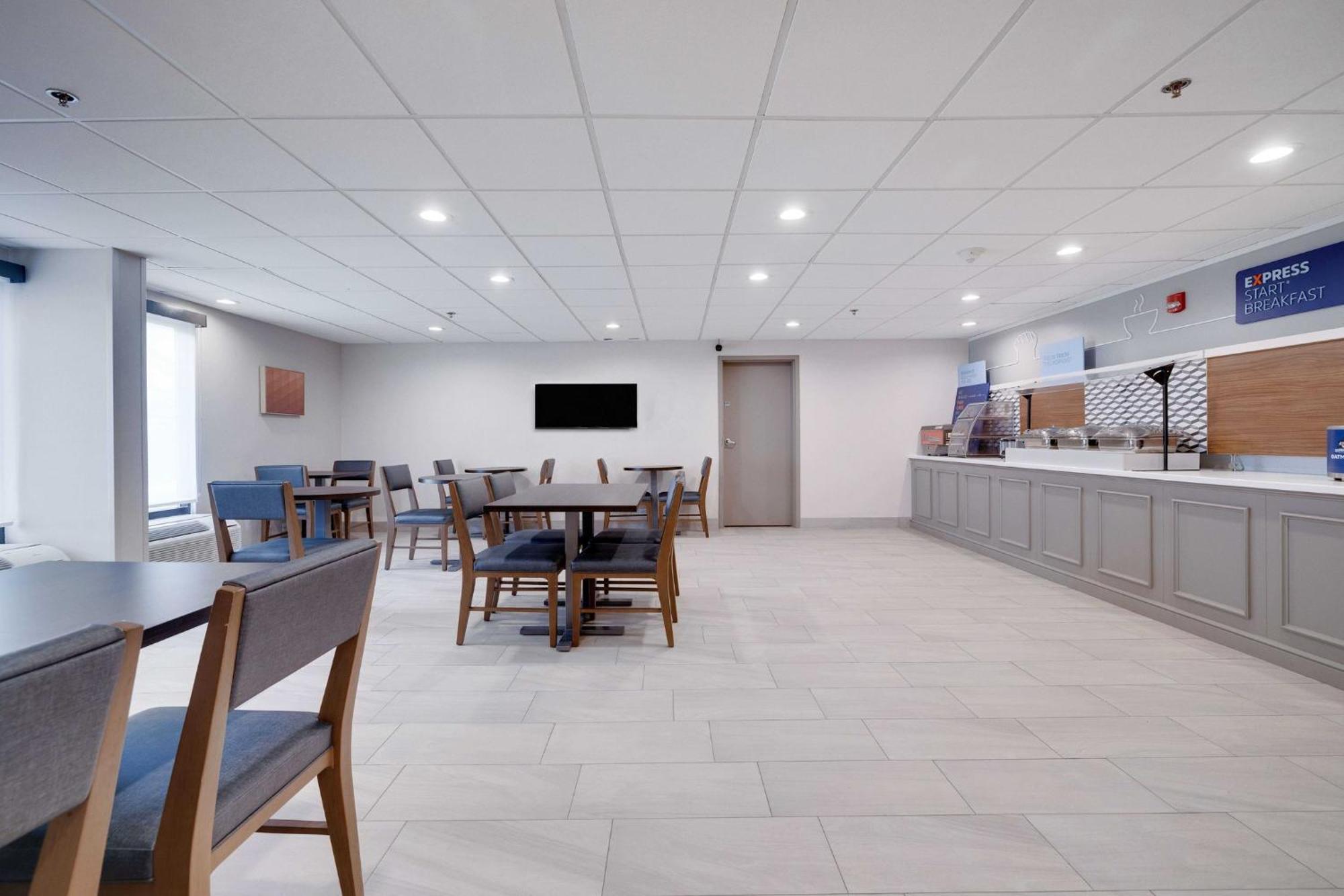 Holiday Inn Express Wilkes Barre East By Ihg Экстерьер фото